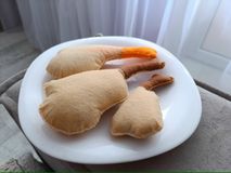 Курочка из фетра для сюжетно-ролевых игр